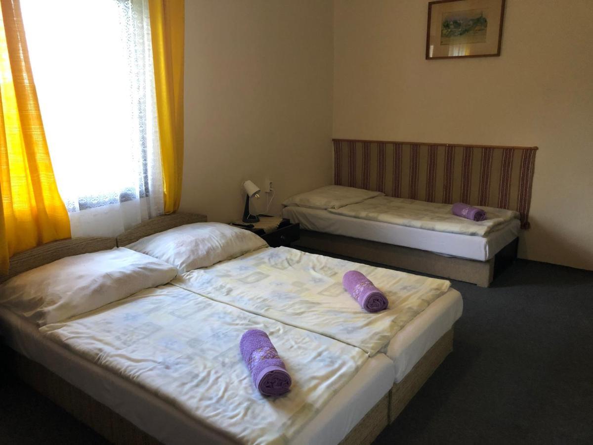 Patkos Motel ทิสซาฟือแรด ภายนอก รูปภาพ